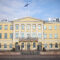 Presidentinlinna valmistui alun perin kauppaneuvos Johan Heidenstrauchin kauppiaskartanoksi vuonna 1820. Pehr Granstedtin suunnitteleman rakennuksen piirustukset viimeisteli Carl Ludvig Engel. Kuva: Matti Porre/Tasavallan presidentin kanslia 